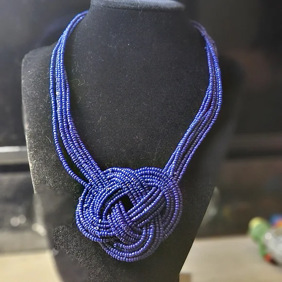 Purple beaded necklace 3 for 10 dollars - Picture 1 of 3